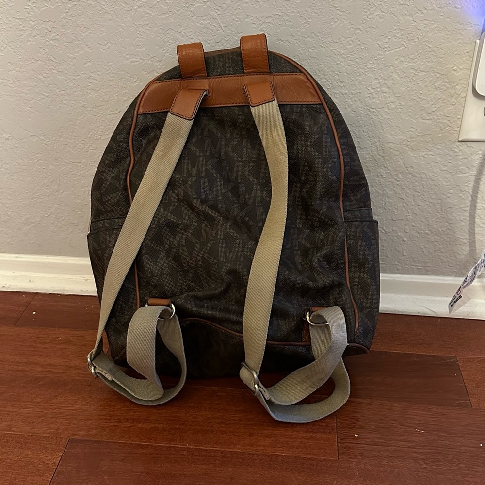 Michael Kors Jet Set Backpack - Picture 3 of 5